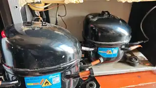 主营电工，家用电器维修。 家庭电路漏电跳闸检修，插座没电检修 漏保，空开，灯开关，插座安装更换。 家