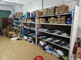 三堂区域驿站出兑，客源稳定，设备齐全，店内可住人，有意者电联