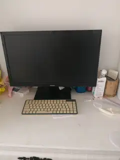 电脑。没怎么用过