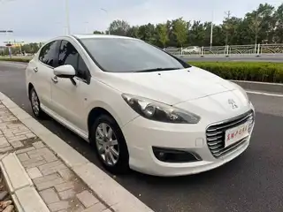 13年标志308，手动天窗，本地一手，全车原漆，13万公里，地盘紧凑，动力澎湃，检车全年，价格850