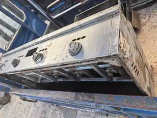 大铁板，便宜出了，用不上也没用过几回 功能都好用 地址楼区 价格好谈