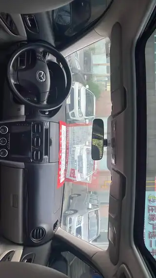 09年马自达6，2.0L自动档，变色龙经典颜色，底盘紧凑，发动机、变速箱状态良好，内饰干净整洁，保险