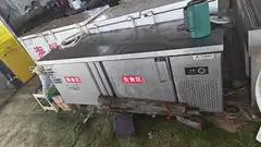 二手展柜冰柜，彩钢冷冻柜出售，价格便宜需要的跟我联系