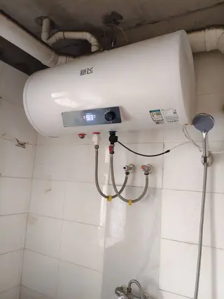 闲置物品有需要的可以联系我给钱就卖价钱你说了算.电话☎156****2500刘