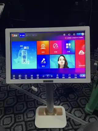 出售二手音箱设备，KTV包房饭店酒吧烤吧K歌音箱功放效果器话筒点歌机，有需要的联系159****62