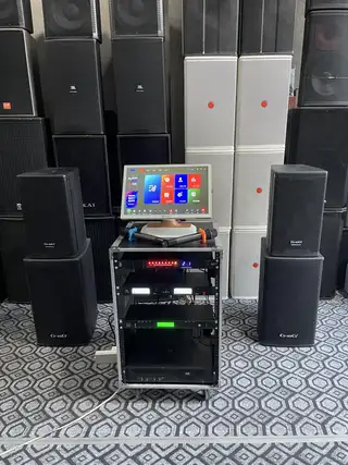 出售二手音箱设备，KTV包房饭店酒吧烤吧K歌音箱功放效果器话筒点歌机，有需要的联系159****62