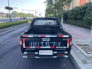 12年福田皮卡一台，2.8手动柴油，没有锈烂，整车状态良好，18万公里实表检车到27年10月，1.1