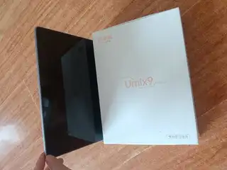 本人有孩子自用的优学派，Umix9！九五成新的！买的时候4000元！高中以下孩子用非常好！功能强大！