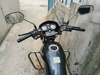出售自家两台铃木125摩托车，一千五一辆，有需要给我打电话吧139****3543