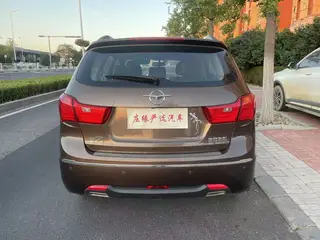 14年海马S7，2.0手动，本地一手，11万公里，4处补漆，检车保险到27年2月，刚做完保养，底盘紧