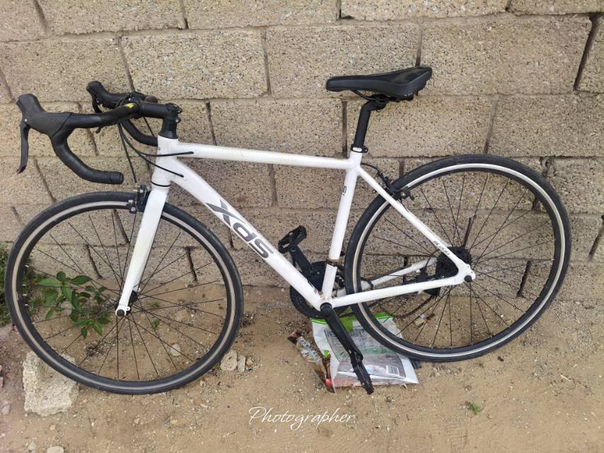 喜德盛rc200公路自行车，微生锈掉漆，到手肯定能骑