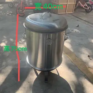 转烧烤吊炉，只用了一次，因为搬家带不走便宜出售，烤排骨，肉串，无烟干净，特别方便，192****05