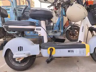 出售爱玛电动车