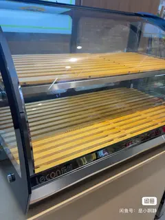 保温箱，全新，就是拆包装了，买错型号，现便宜出，早餐店，面包店，咖啡店都可用