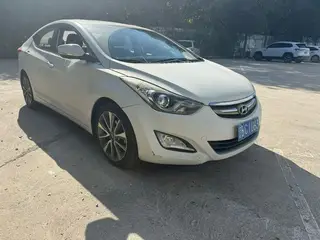 15年的，自动档，车嘎嘎新，天窗，真皮座椅，颜值小王子，批发价21800