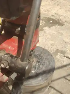专业水钻打眼，打各种角度的斜眼，电镐砸墙，，大型水锯割混泥土墙，门口、窗口，楼梯口，一次成型，微电1