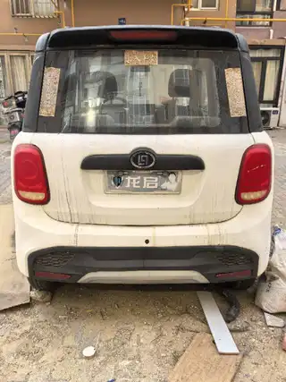 转让老人电动四轮代步车，平时老人买菜短途用，车况正常，续航够用，年限短，操作简单好上手。因为现在不骑