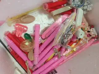 有没有大佬还玩气球的？以前做气球剩的，不要了，全部给50就拿走，我也不知道这些都是多少钱买的了，如果