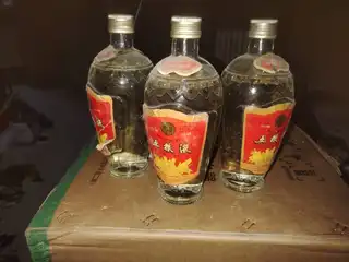 老五粮液三瓶