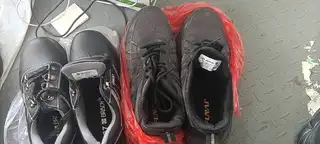 37码全新50，41码轻微穿着痕迹30