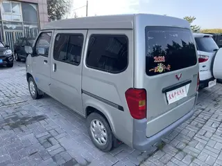 16年五菱之光，10万公里，费用到明年4月，全车无锈烂，地盘紧凑，状态良好岛里有需要的来吧 此外大量