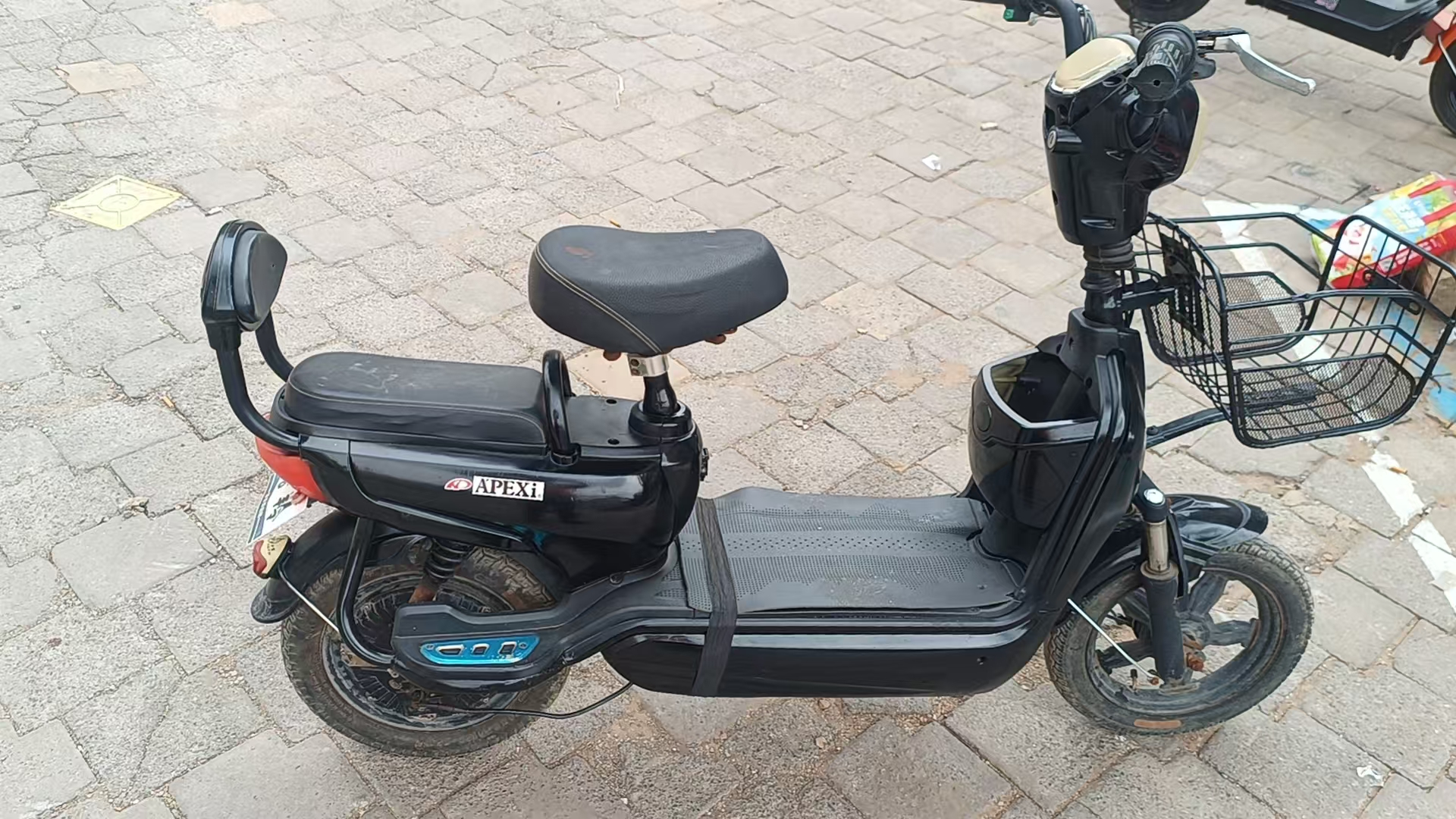 二手电动车850元，能跑50公里，电话192****4755