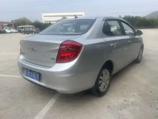 新到15年大连本地一手车 奇瑞E3手动挡 大部分原漆 没有锈烂 检车保险到27年，批发价格便宜，88