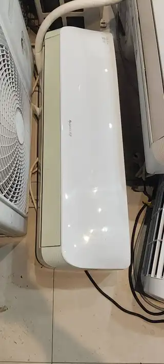 空调，空调，二手空调，大连长兴岛出售安装二手精品空调，可带货安装，格力海尔，美的等品牌，9成新皮毛，