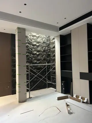高端定制家具，厂家直营。支持定制一切尺寸。设计免费上门量尺，设计，安装，一站式服务，欢迎各位老板咨询