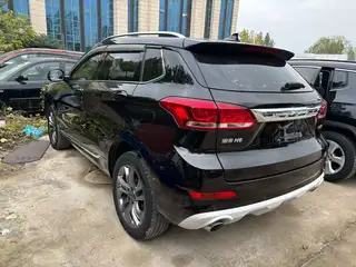 出售 一手19年哈弗H6Coupe 自动1.5T 全景大天窗 真皮座椅 电子手刹 多功能方向盘 配置