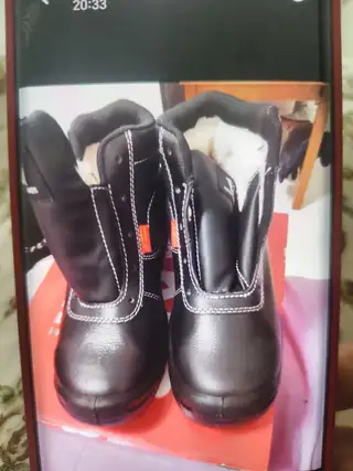 恒力棉鞋41码，单鞋42码，60元一双